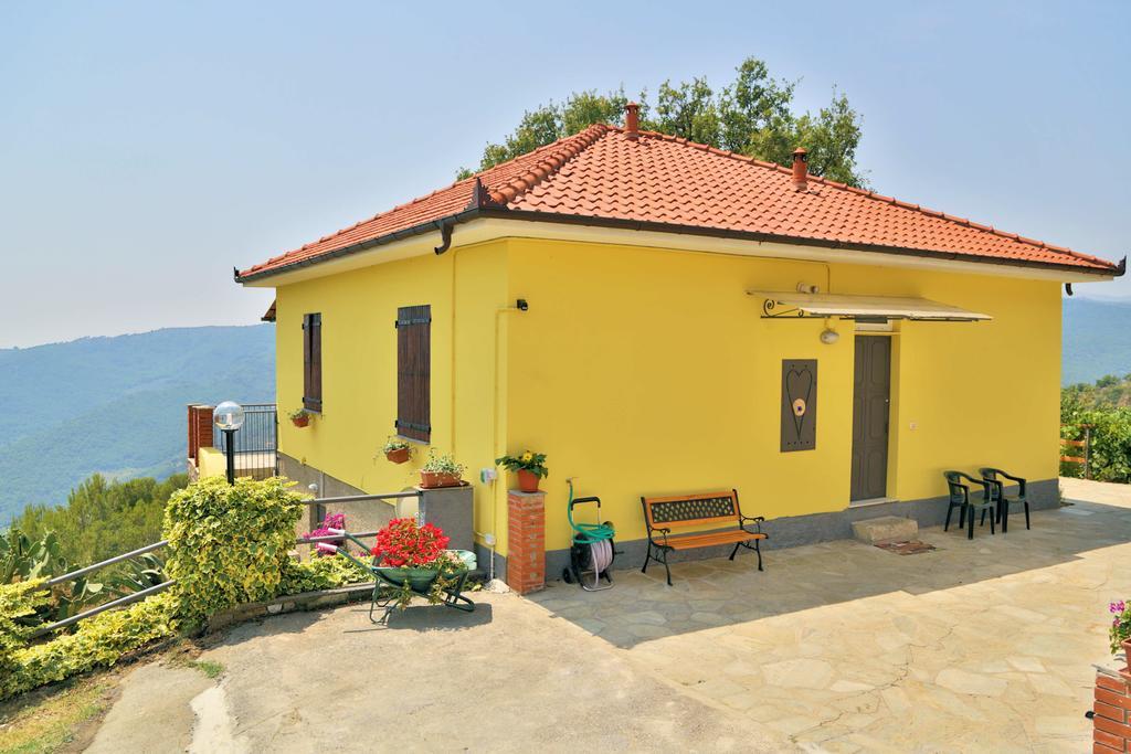Case Natura Pontedassio Exterior photo
